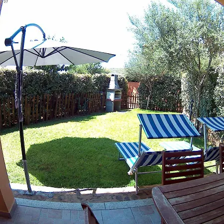 3casadelfaro Piano Terra Con Giardino 4min Dal Mare Όλμπια