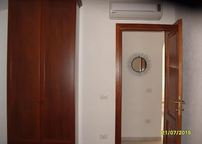 Dom wakacyjny 3Casadelfaro Piano Terra Con Giardino 4Min Dal Mare *