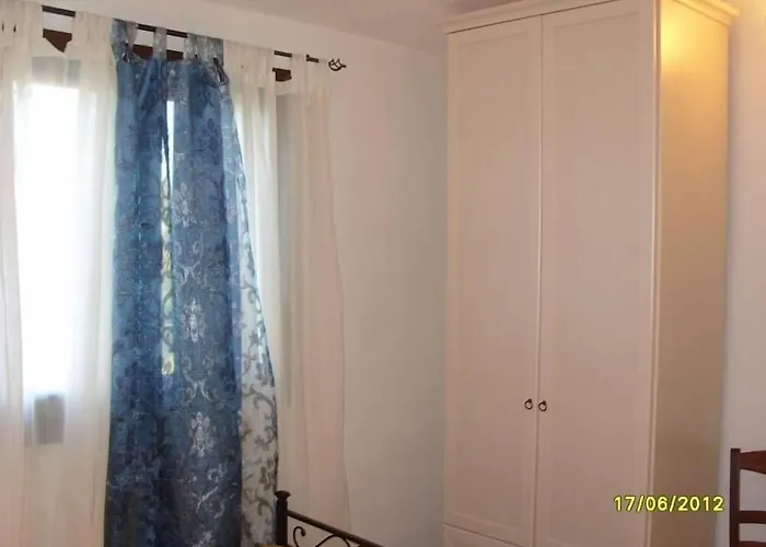 3Casadelfaro Piano Terra Con Giardino 4Min Dal Mare Dom wakacyjny